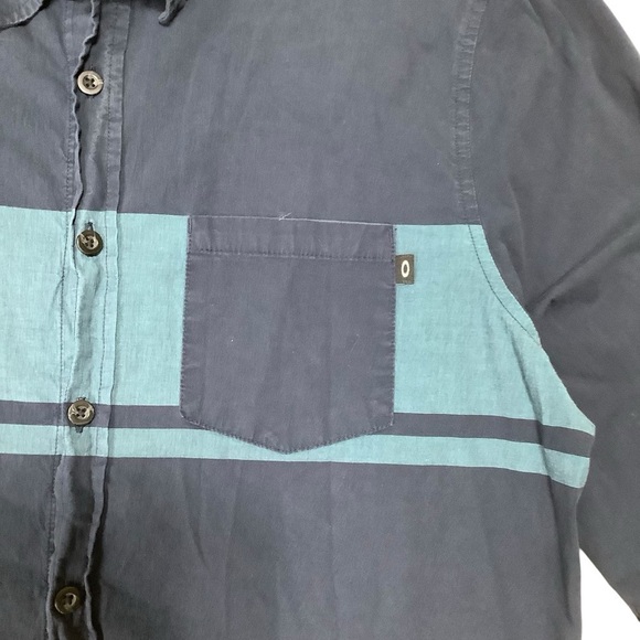 Oakley Button-down Shirt Sz Large Navy Blue - Picture 6 of 8
